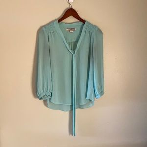 Blouse flowy light